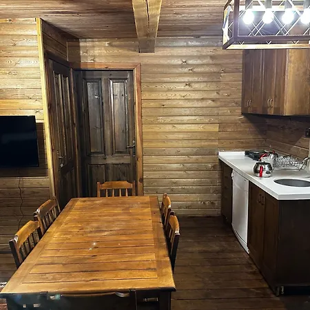 Lodge Karinna Orman Evleri & Non Alcohol Uludag (Bursa)