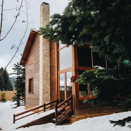 Karinna Orman Evleri