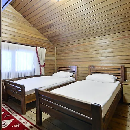 Karinna Orman Evleri 4*