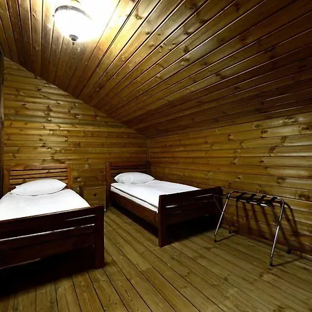 Hotel Karinna Orman Evleri