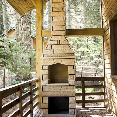 Karinna Orman Evleri Hotel 4*